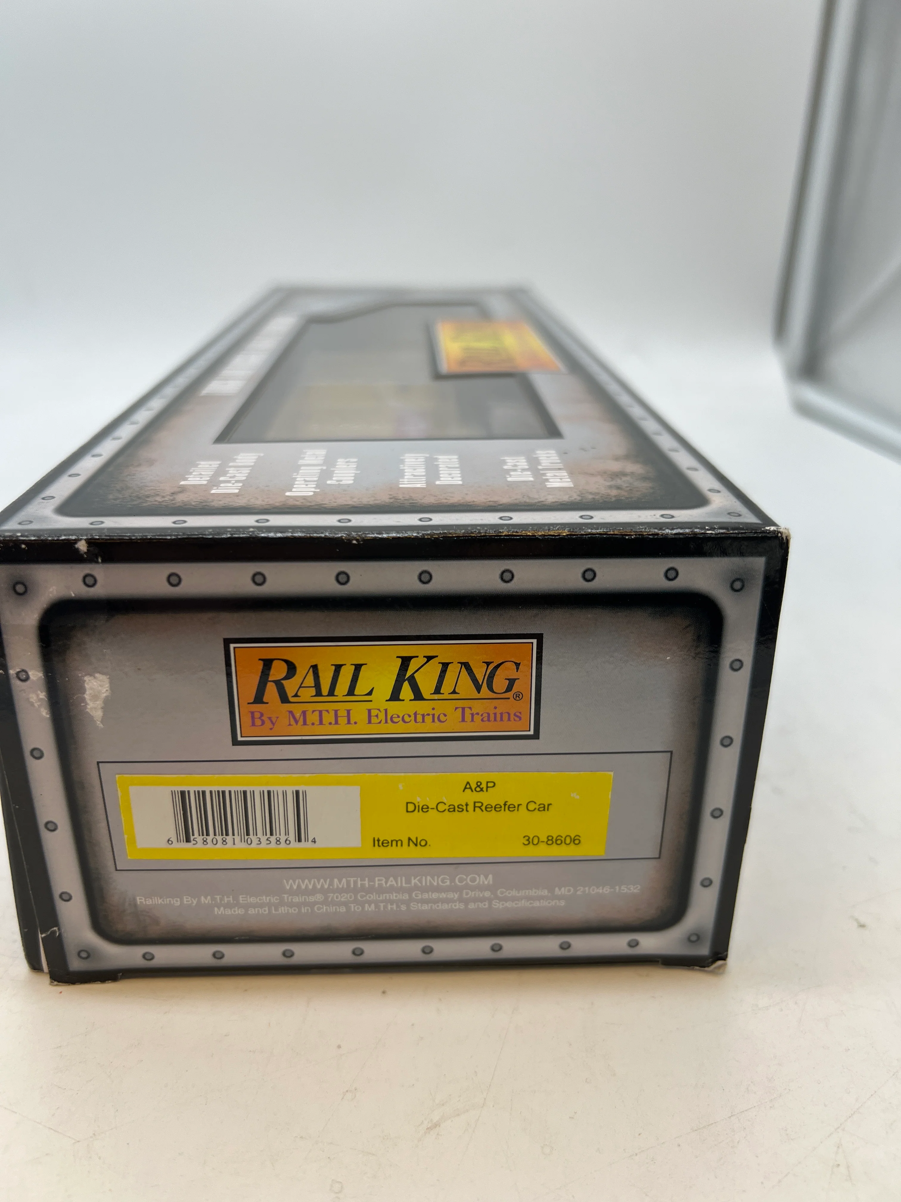 MTH Railking 30-8606 A&P Die-Cast Reefer Car - A&P No. 23027 O SCALE NEW - Image 3