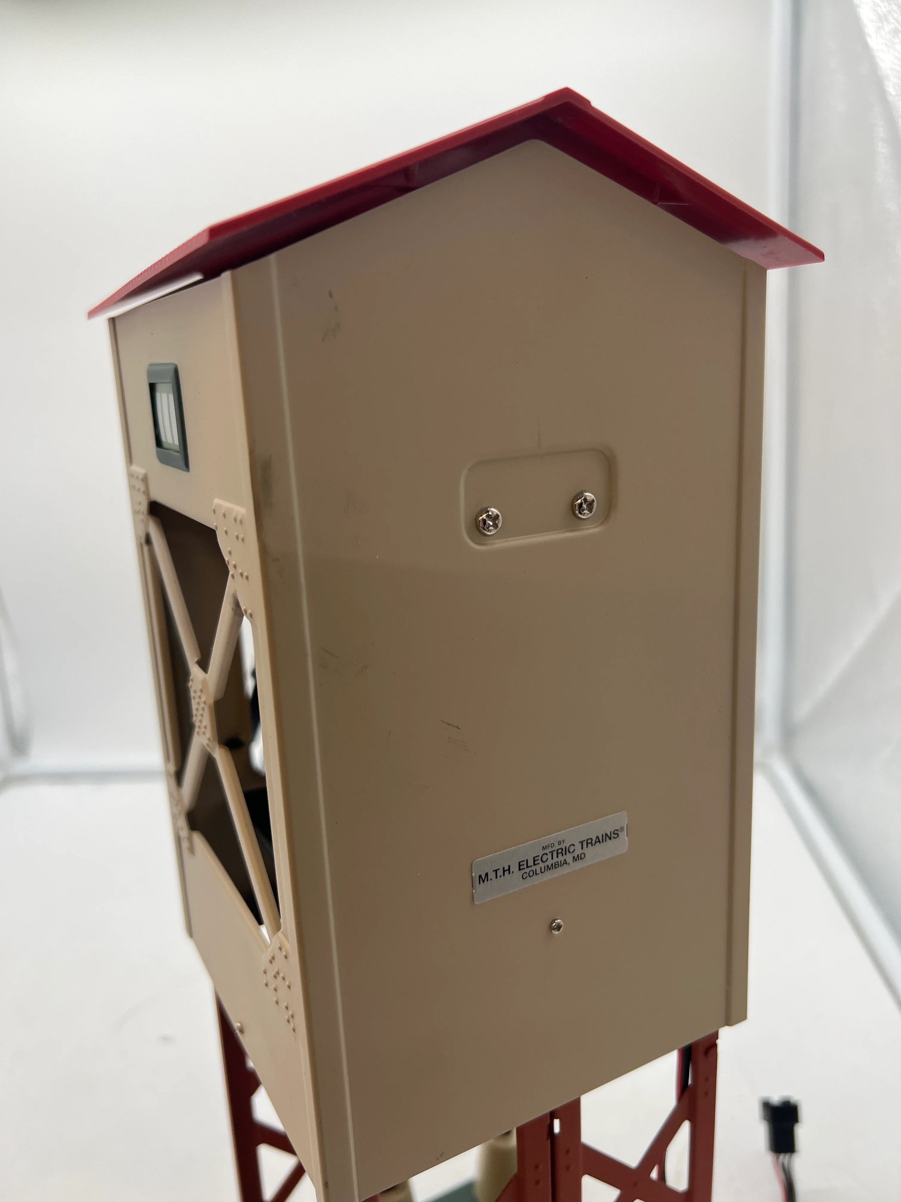 MTH Railking 30-9043 Coaling Tower. O SCALE Used AS IS UNTESTED MISSING COAL BIN  NO RETURNS - Image 8