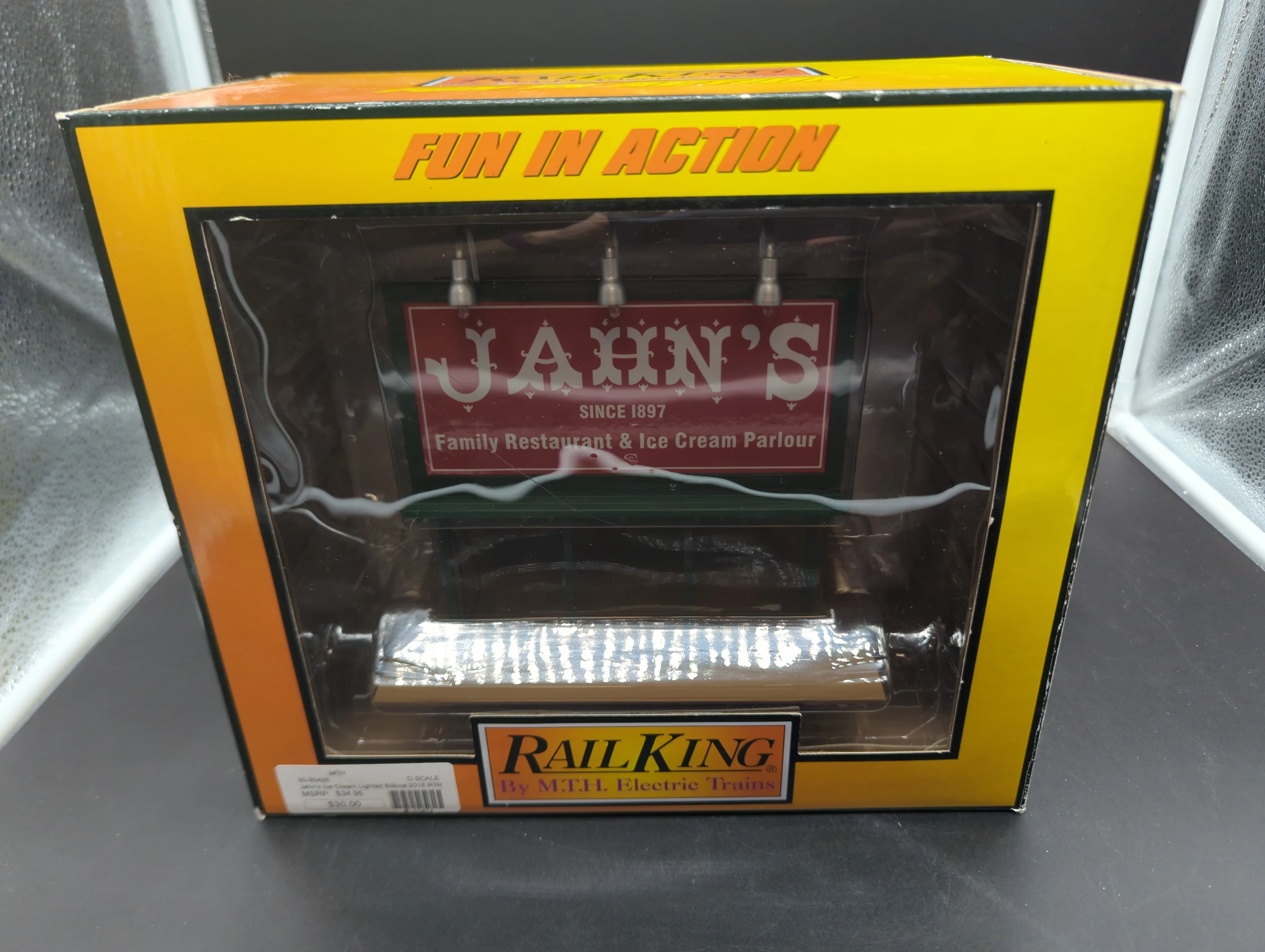 MTH Railking 30-90495 Jahn's Ice Cream Lighted Billboard - Jahn's Ice Cream O SCALE NEW - Image 4