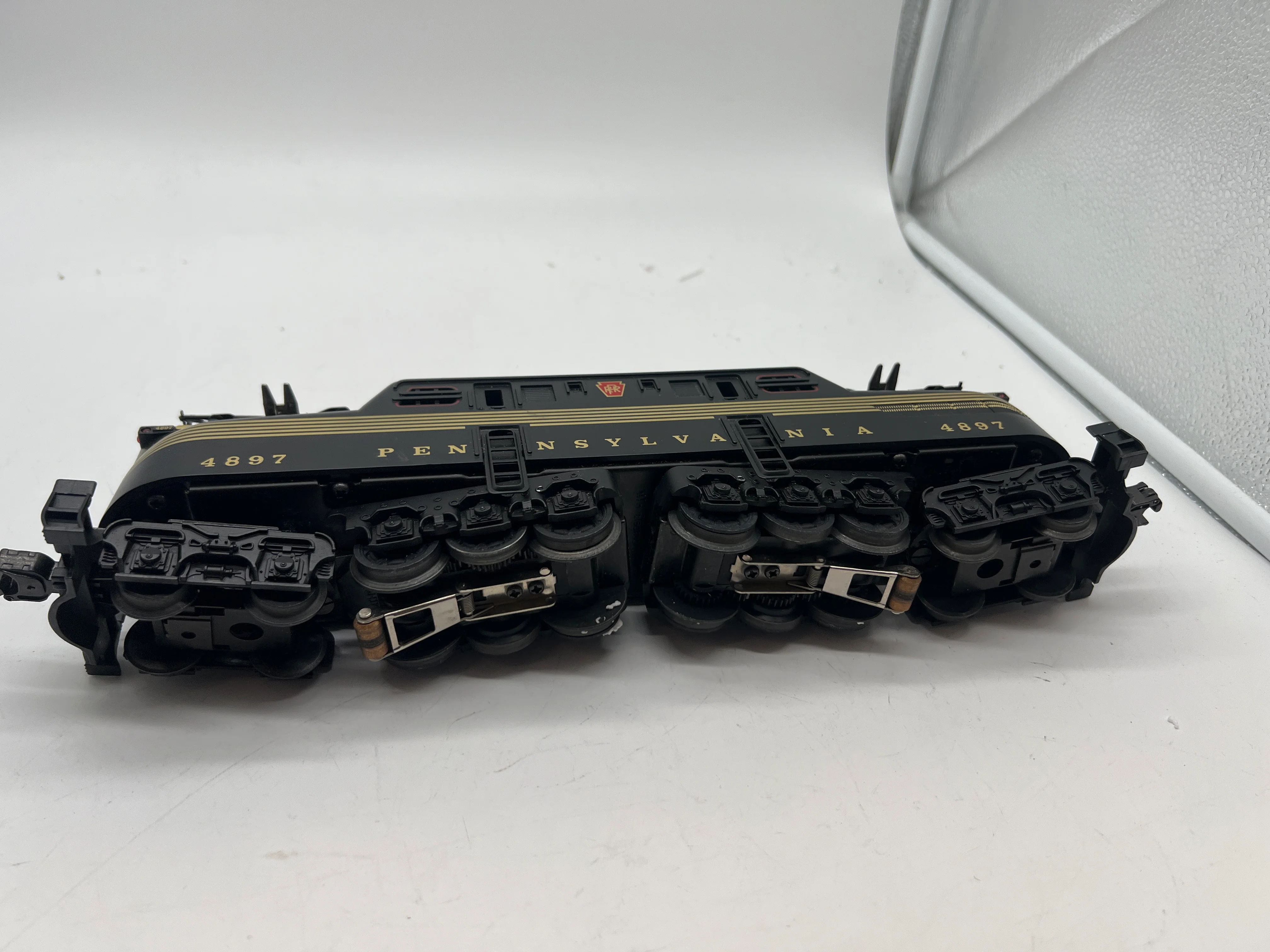 MTH rk-2500 PRR GG1 Brunswick Green 5 stripe locomotive O SCALE Like New - Image 2