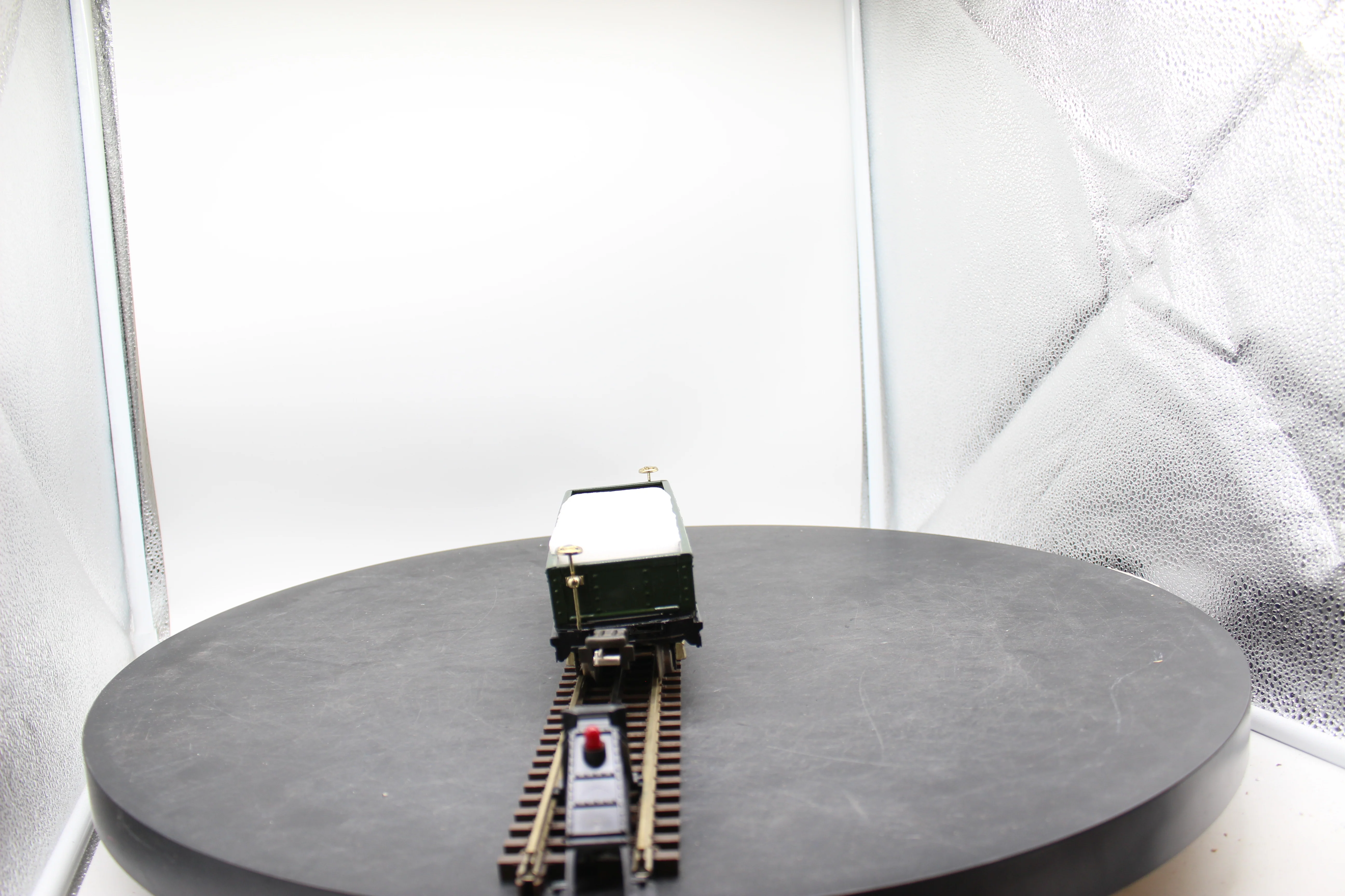 MTH Tinplate 10-1042 812 gondola car dark green with brass trim O SCALE Like New - Image 5