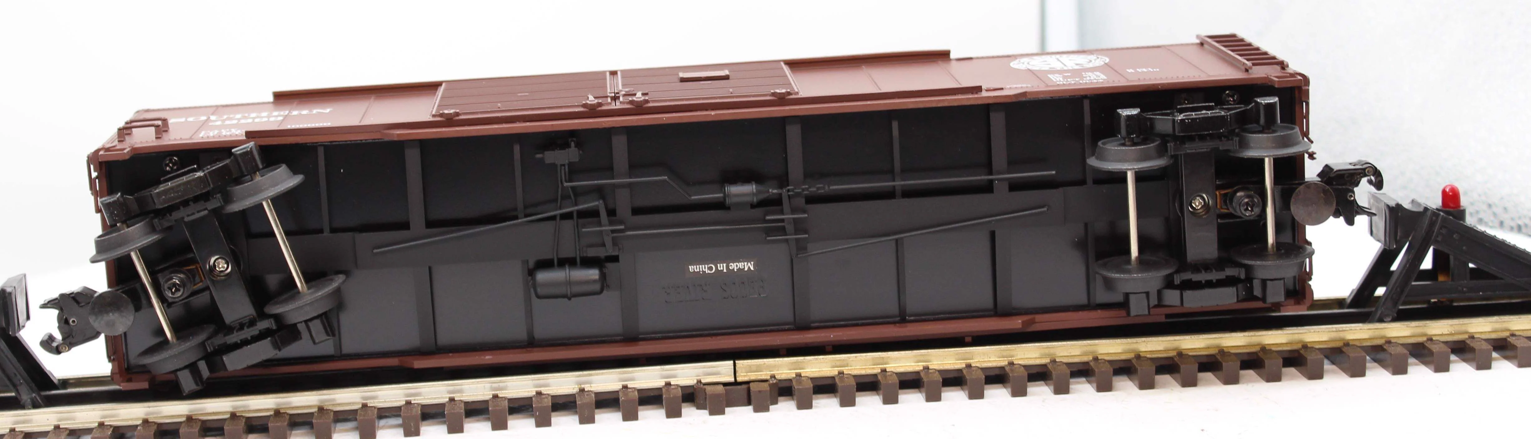 Pecos River HR-0105-2 Southern Double Door Hi-Rail Built Box Car O Scale Like New - Image 7