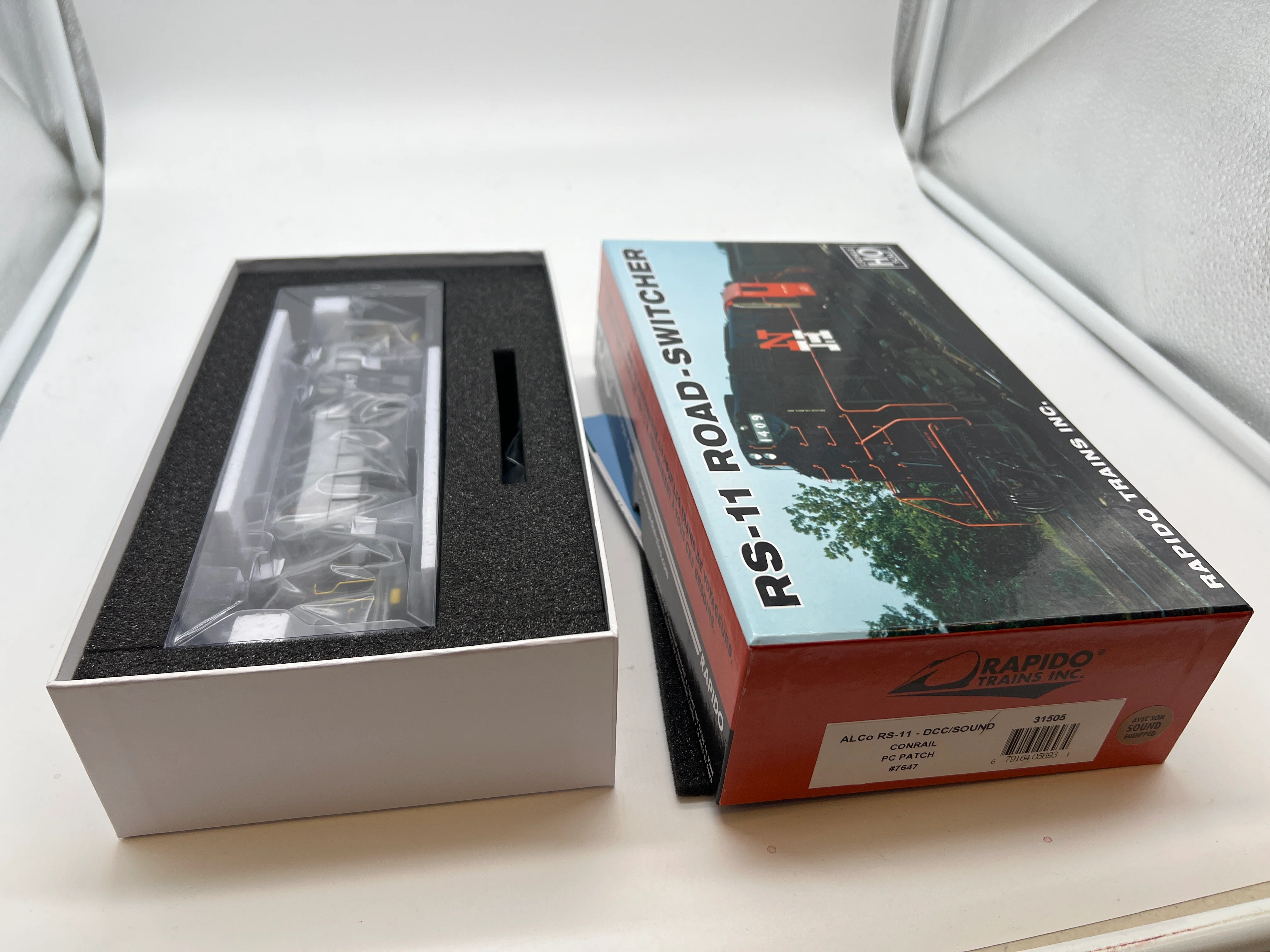 Rapido 31505 Alco RS11 Diesel Locomotive - LokSound and DCC -- Conrail 7647 (Ex-PC Patch, black, white) HO SCALE NEW - Image 2