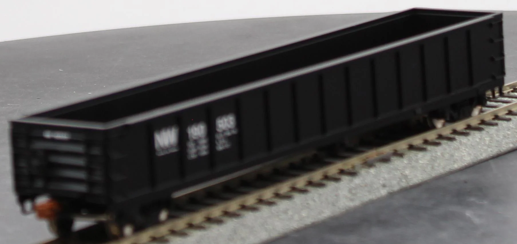 Scale Trains SXT1156 CBQ 2566cf Gondola NW #190503 HO SCALE Like New - Image 3