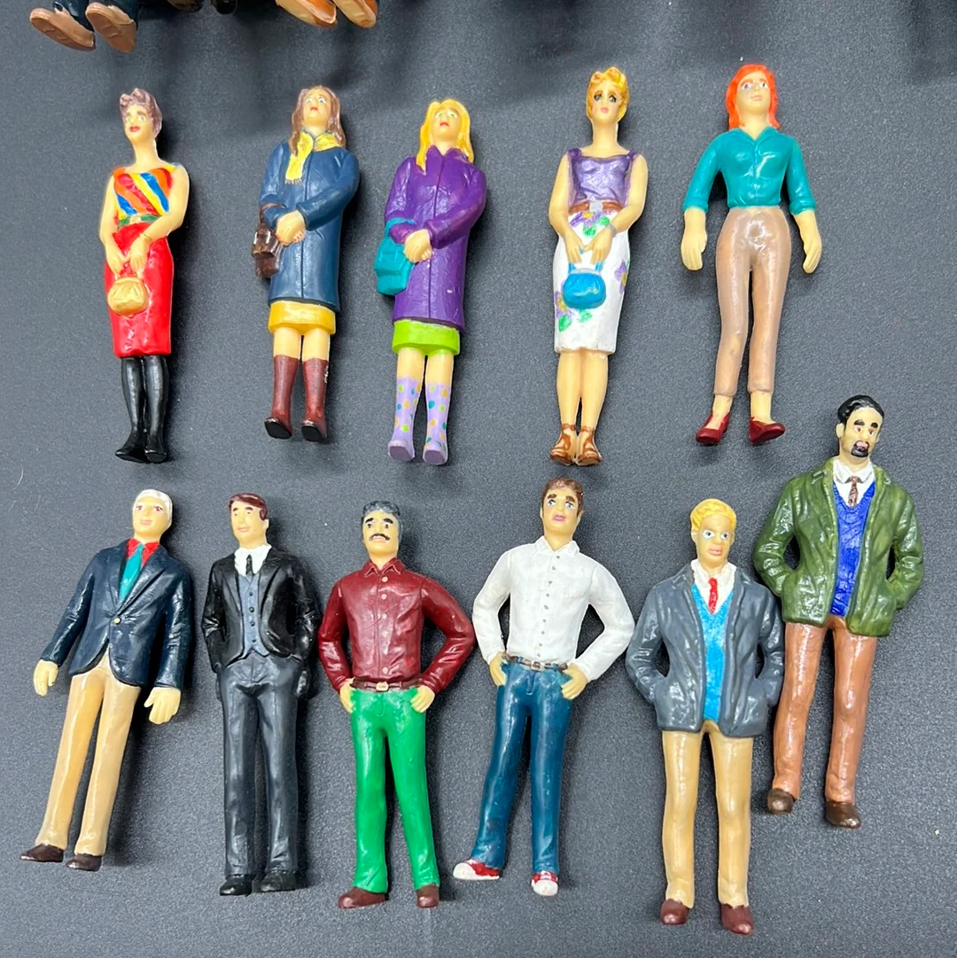 Set of 18 Approx G Scale Figures (About 3" tall) - Image 2