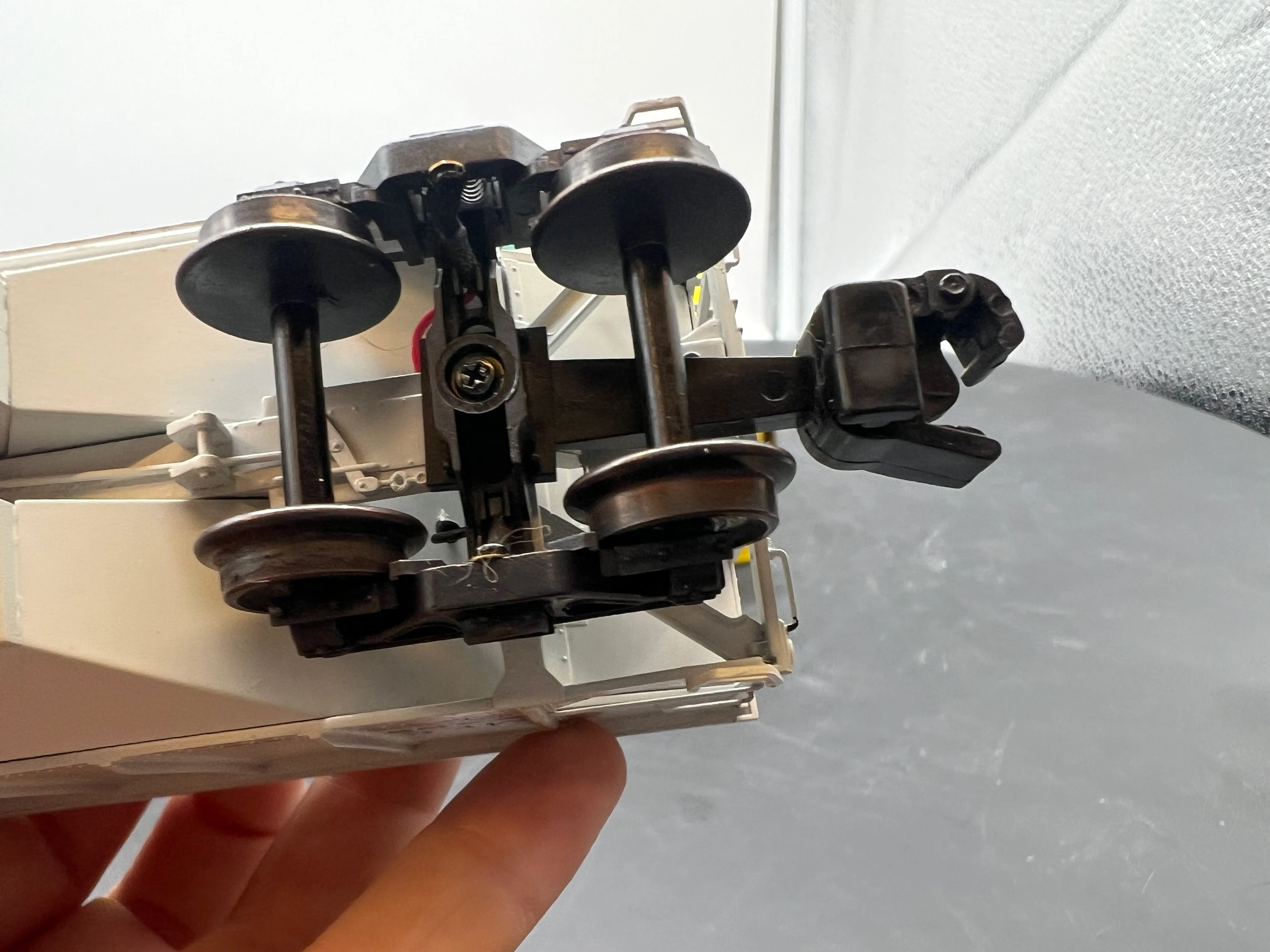 The Showcase line s gauge #01645 MEC Reindeer Hopper  S SCALE Used broken coupler untested AS IS - Image 7