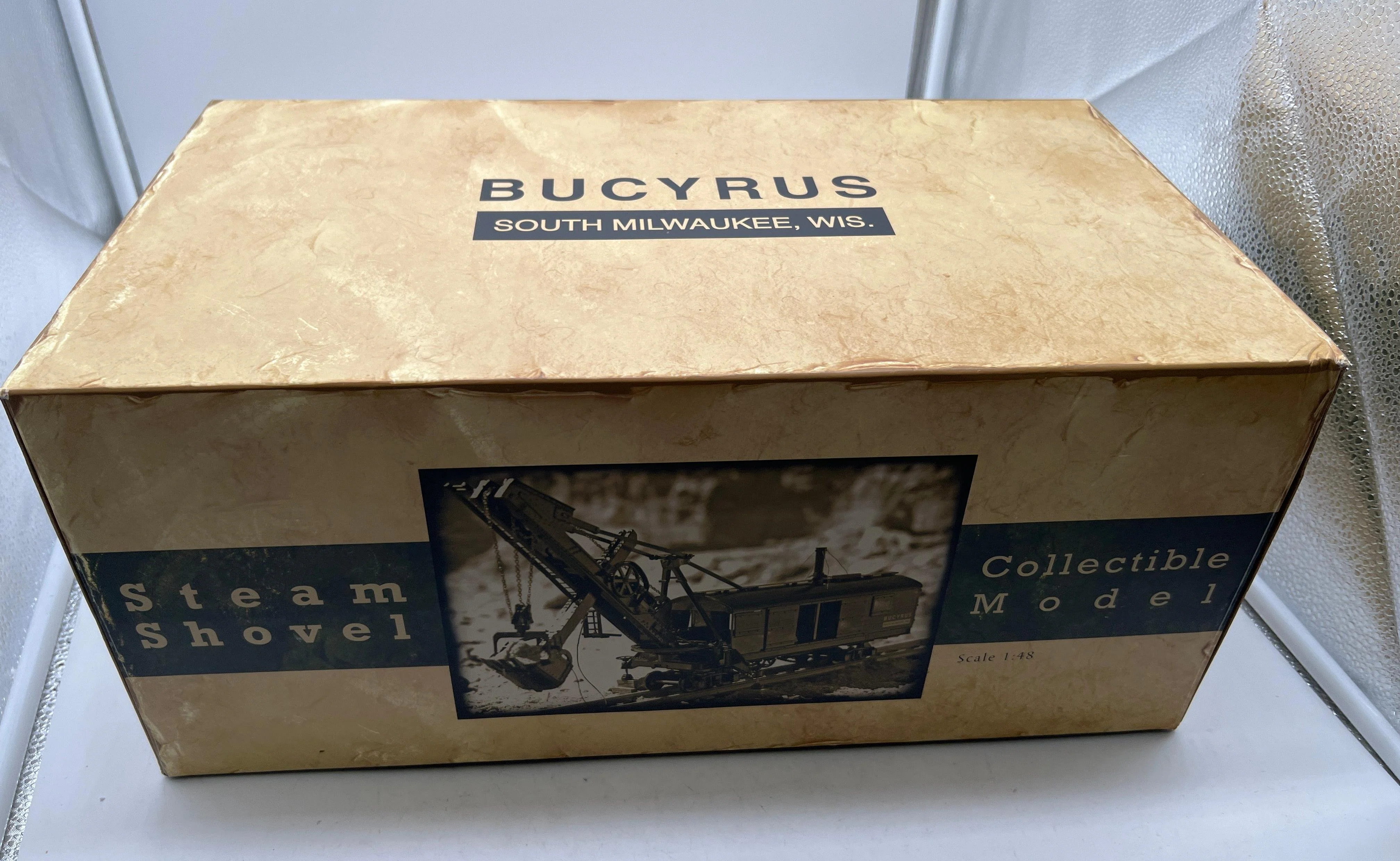 TWH Collectibles TWH021 Bucyrus Steam Shovel 1:48 Model O Scale Like New - Image 10
