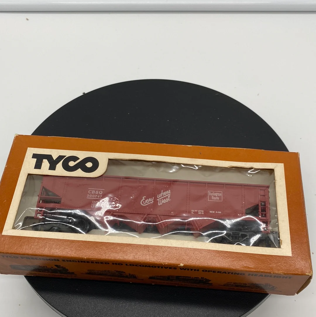 Tyco 344B 250 Hopper Car non Operating Burlington HO SCALE - Image 3