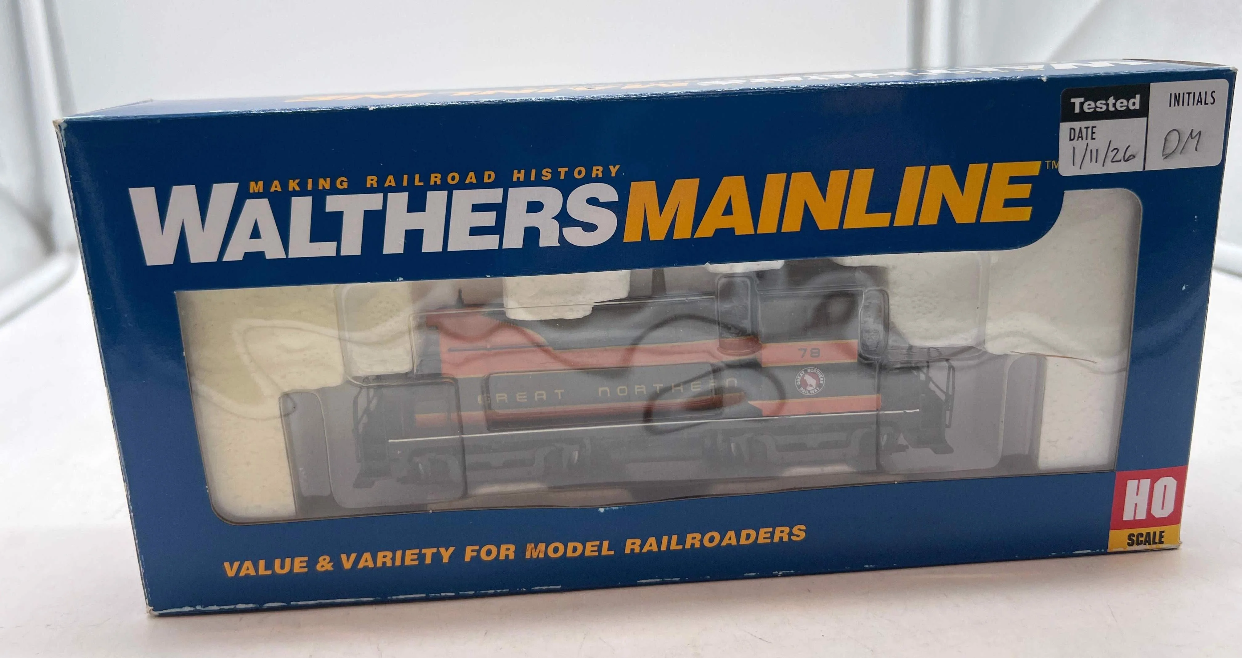 Walthers 910-9214 GREAT NORTHERN EMD SW1 Mainline Omaha Orange, Pullman Green, yellow #78 HO Scale Used Excellent - Image 6
