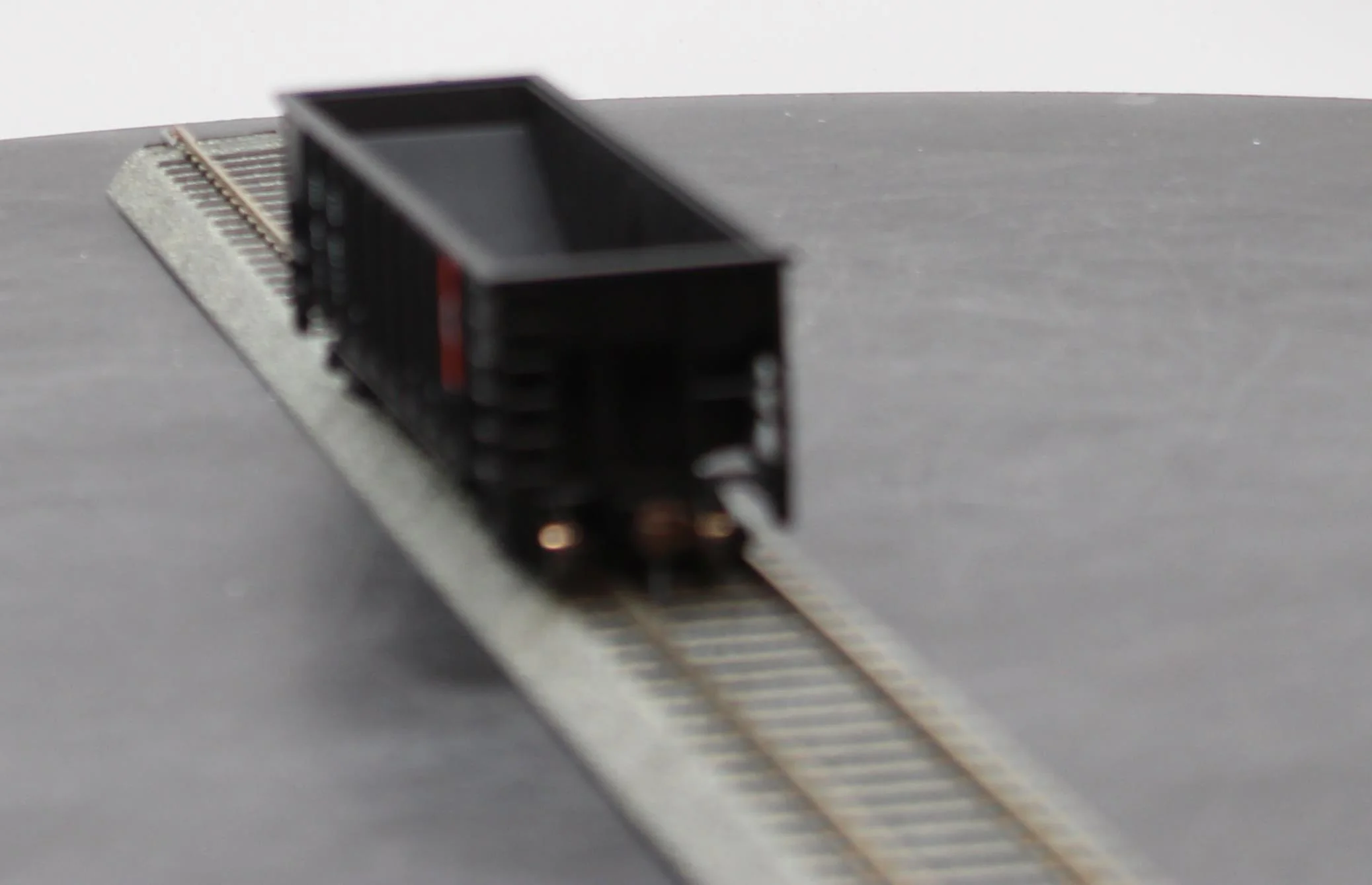 Walthers 931-1842 READING COMPANY Coal Hopper WalthersTrainline HO Scale NEW - Image 3