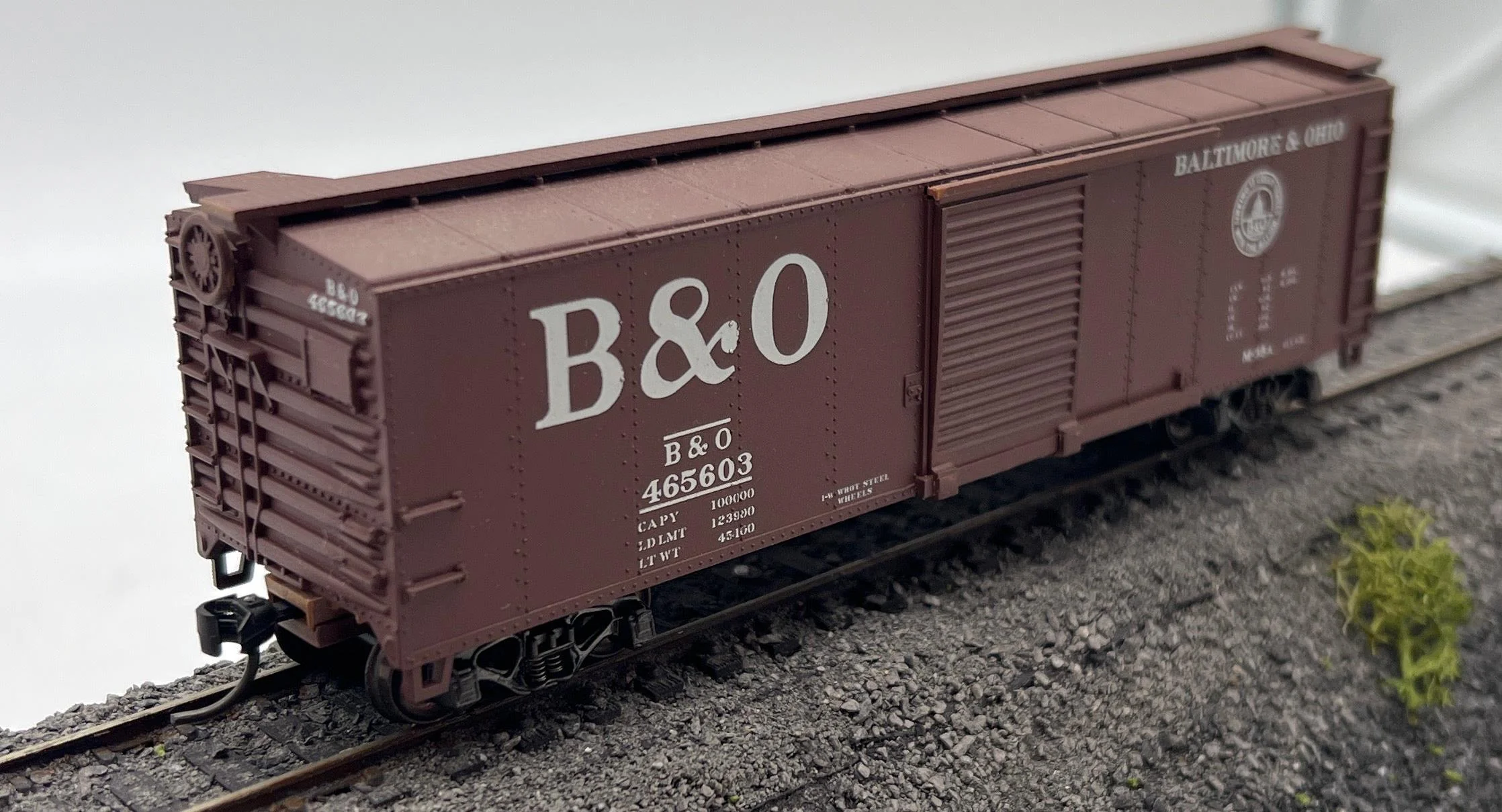Walthers 932-3509 Baltimore & Ohio 40' AAR Steel Box w/Dreadnaught Ends HO Scale Like New