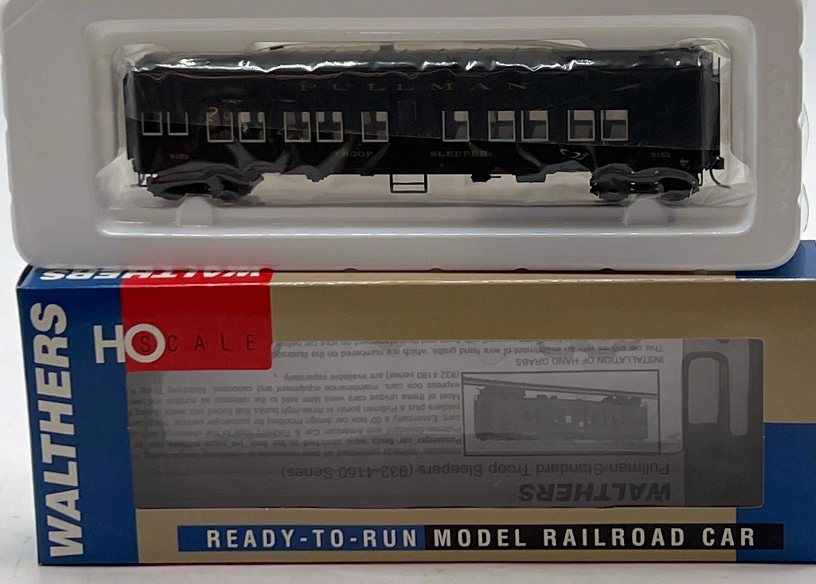 Walthers 932-4151 PULLMAN (LETTERED EQUIPMENT) Army Troop Sleeper Pullman-Standard Pullman Green, gold HO Scale NEW - Image 2