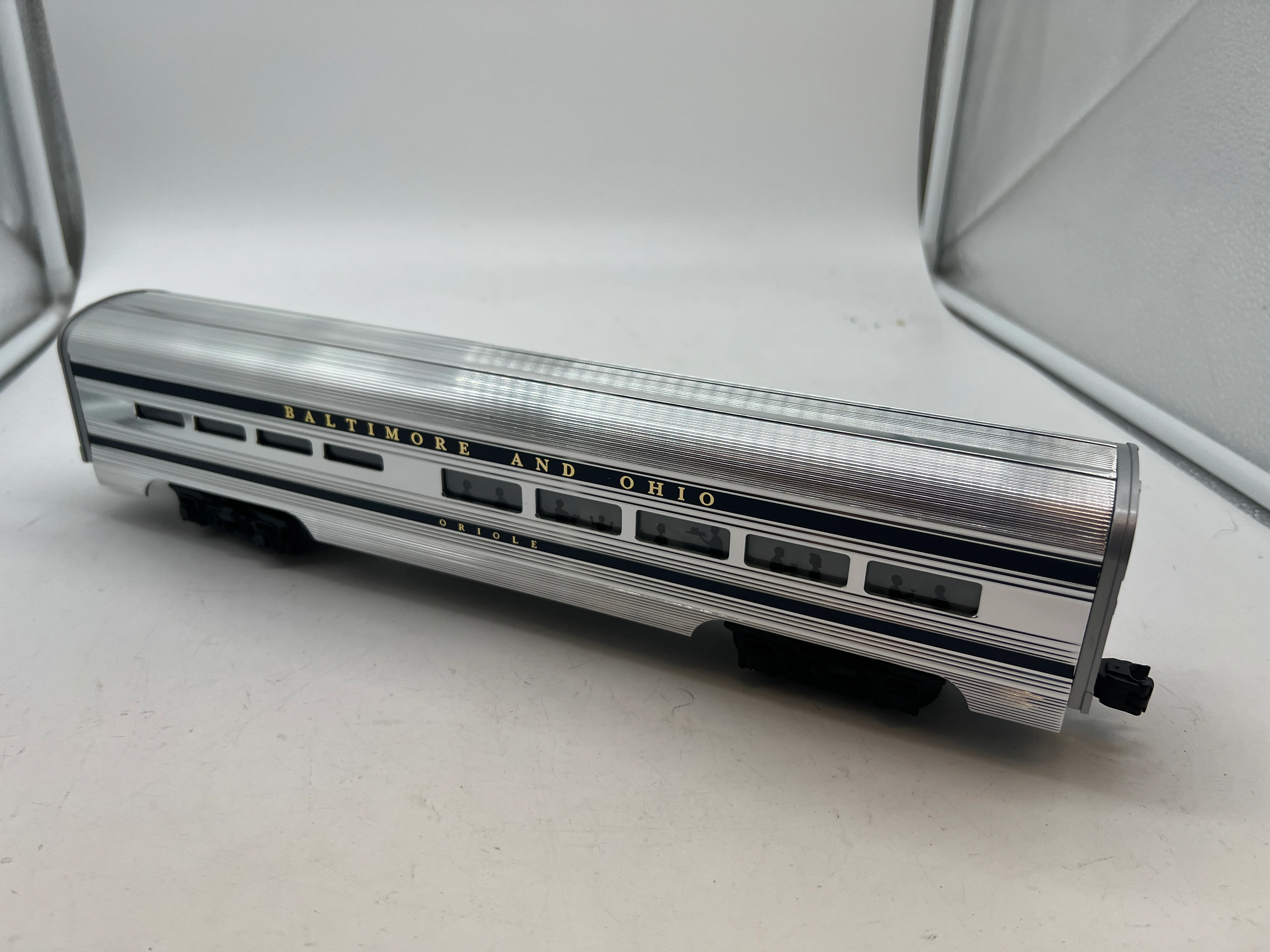 Weaver Baltimore & Ohio B&O Oriole 60' ALUMINUM PASSENGER CAR O SCALE Like New - Image 3