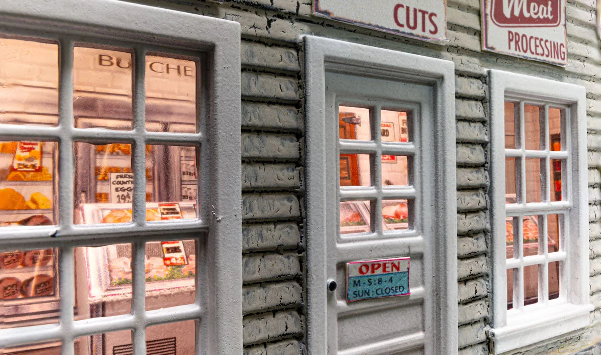 Woodland Scenics WDS BR5872 WDS5872 Carver's Butcher Shoppe - O Scale limited NEW - Image 7