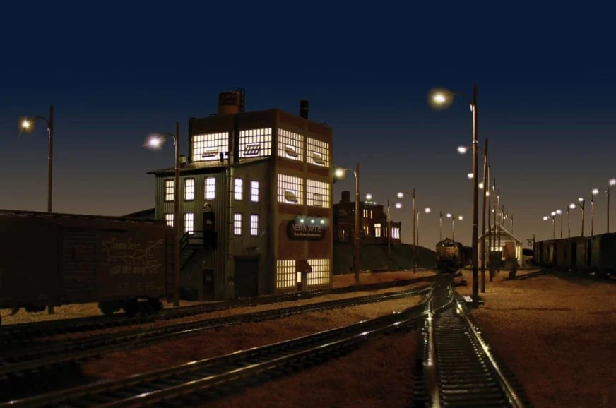 Woodland Scenics WDS JP5638 WDS5638 Wooden Pole Street Lights - N Scale NEW - Image 3