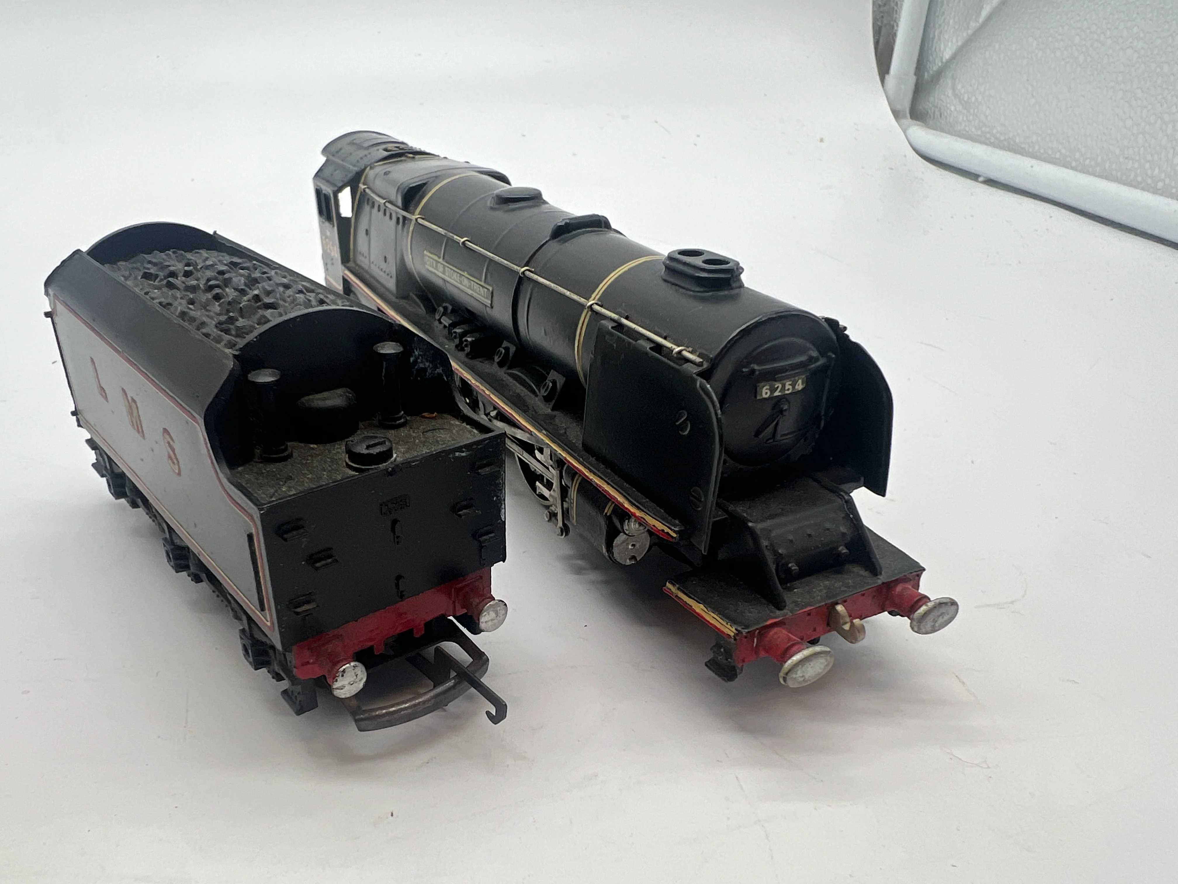 Wrenn 4-6-2 steam locomotive 6254 City of Stoke on Trent" HO/OO SCALE Used Excellent No Box
